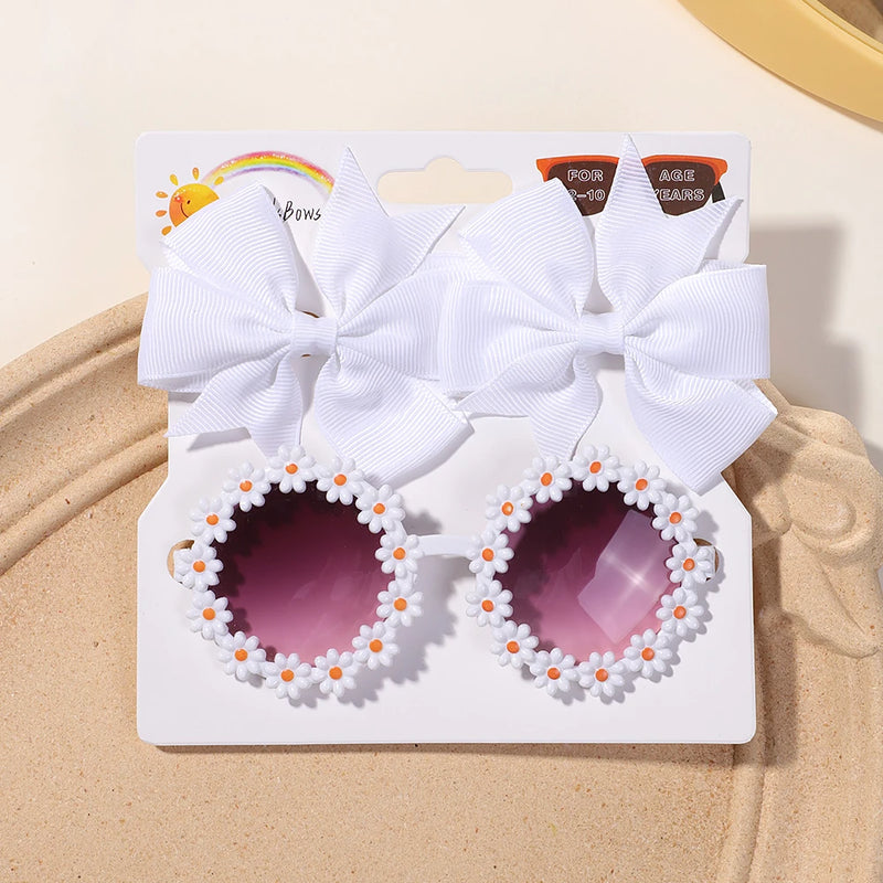 Kit Menina: 3 Peças com Laço Grande, Presilhas e Óculos de Sol Floral